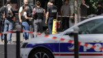 Paris'te bıçaklı saldırı: Üç kadın yaralandı, saldırgan etkisiz hale getirildi