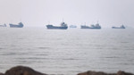Hürmüz Boğazı'nı geçmeye çalışan 2 tanker mayına çarptı