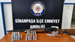 Sosyal medyada silah ve mühimmat paylaşımı yapan şüpheli yakalandı