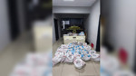 Mersin'de hastane otoparkında 256 bin 900 hap çıktı