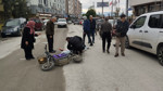 Elektrikli bisikletin kontrolünü kaybetti: 18 yaşındaki genç yola savruldu