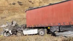 Gaziantep’te kontrolden çıkan tır şarampole uçtu: Sürücü yaralı
