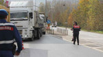 TIR’daki şase oyunu jandarmaya takıldı