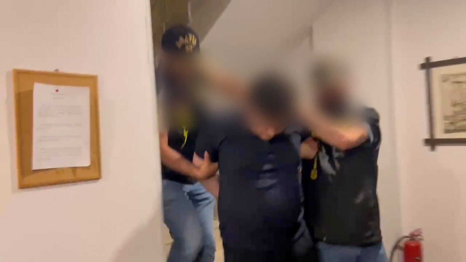 Emniyet ve MİT'ten nefes kesen operasyon... Kırmızı bültenle aranıyordu: Mersin'de yakalandı - Resim : 1