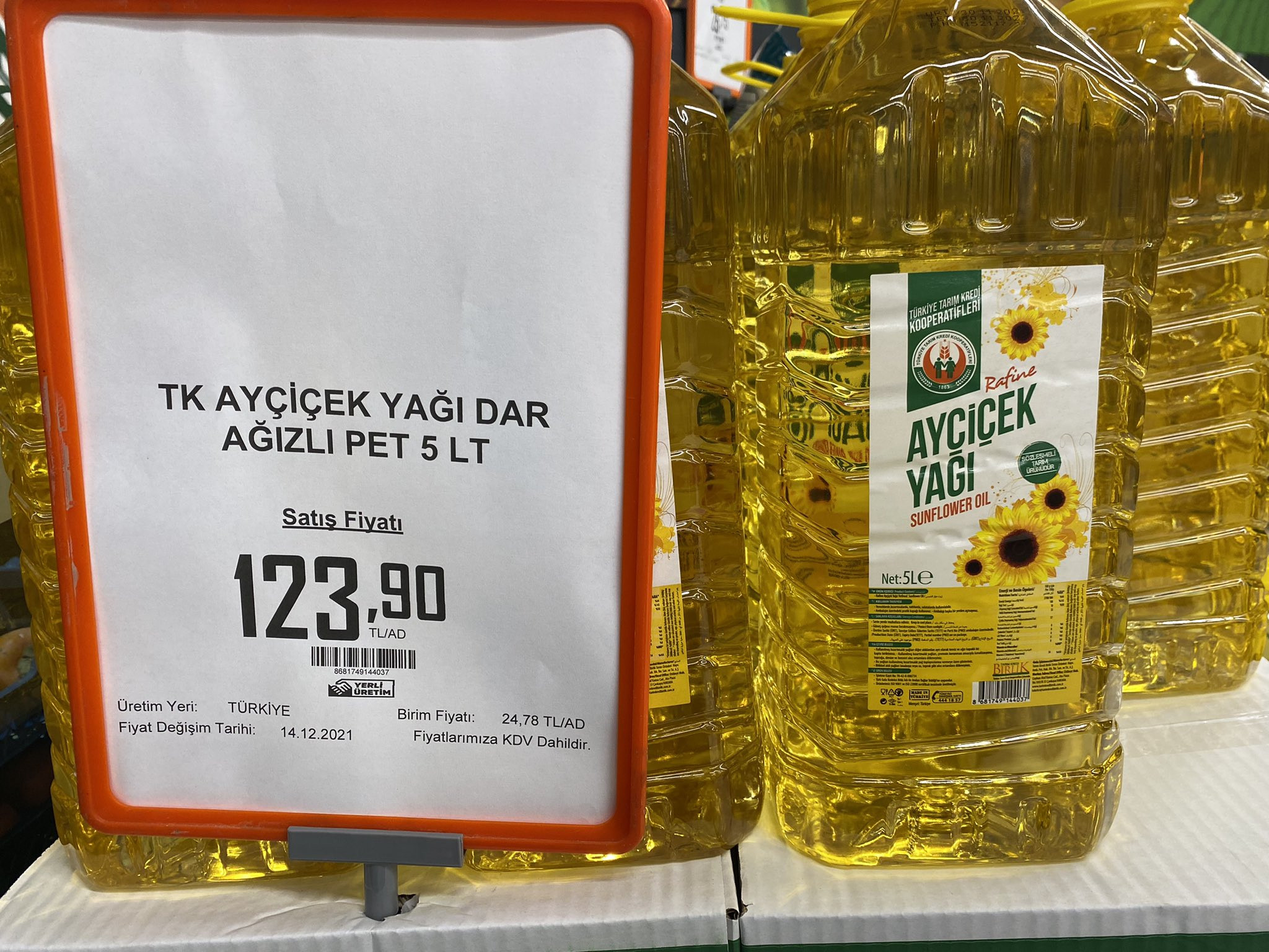 Yeni asgari ücret ile kaç teneke ayçiçek yağı alınabilir? - Resim : 1