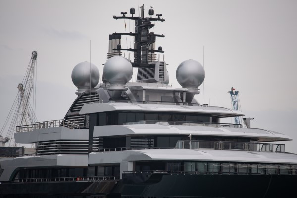 İspanya, Rus oligarka ait dünyanın en pahalı yatlarından biri olan Crescent’te el koydu - Resim : 5