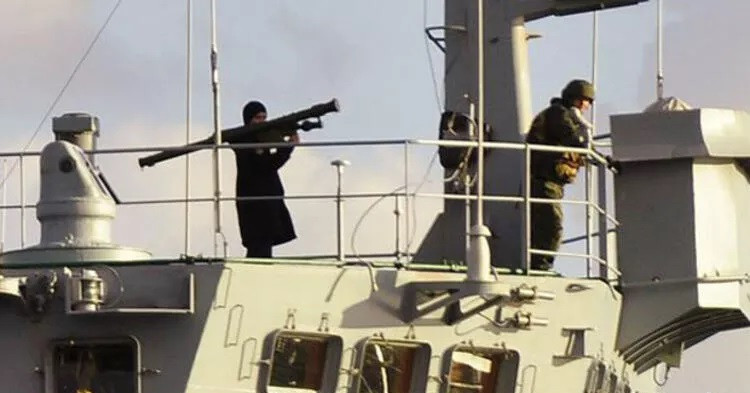Türkiye'ye kafa tutmuştu, Rus donanmasına bir darbe daha! - Resim : 2