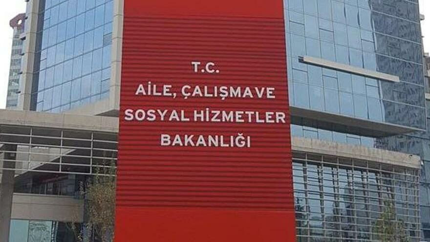Şehit yakınları ve gazilere bayram ikramiyeleri yatırıldı - Resim : 1