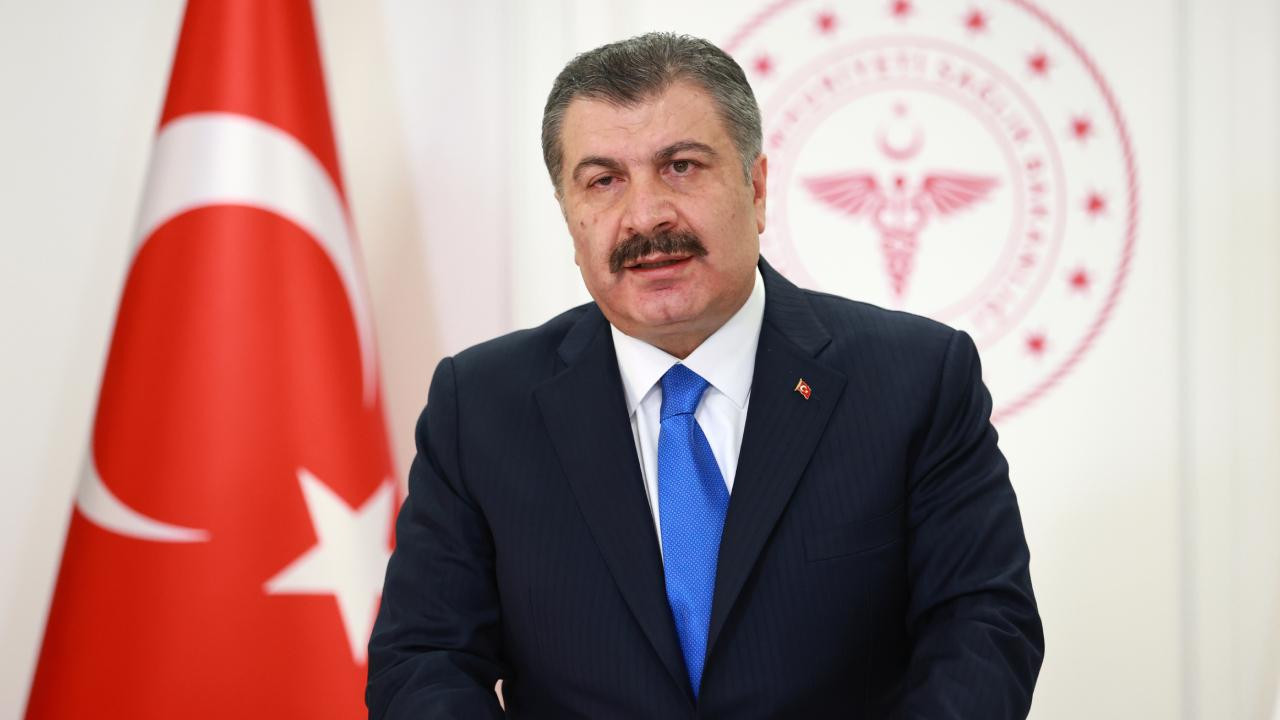 Herkese ek ödeme veriliyor onlara verilmiyor. 20 bin asistan doktor mağdur. Bakan Koca’nın haberi var mı. Asistanlar doktor değil mi - Resim : 1