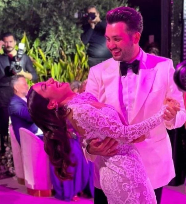 Sibel Can’dan oğlu Engincan Ural'ın boşanacağı iddialarına fotoğraflı cevap - Resim : 1