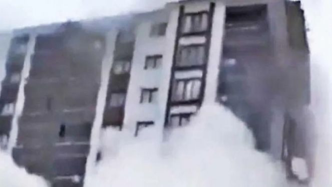 3 milyonluk daireler ilk yılında yıkıldı. Depreme dayanıklı diye satıldı - Resim : 4