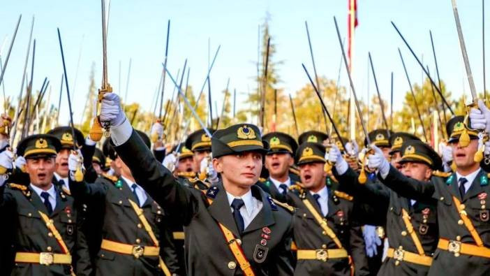 Teğmenlere yemin incelemesi. MSB'den a&ccedil;ıklama geldi