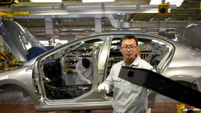 Çin'de üretim dayanıyor, satışlar zayıflıyor