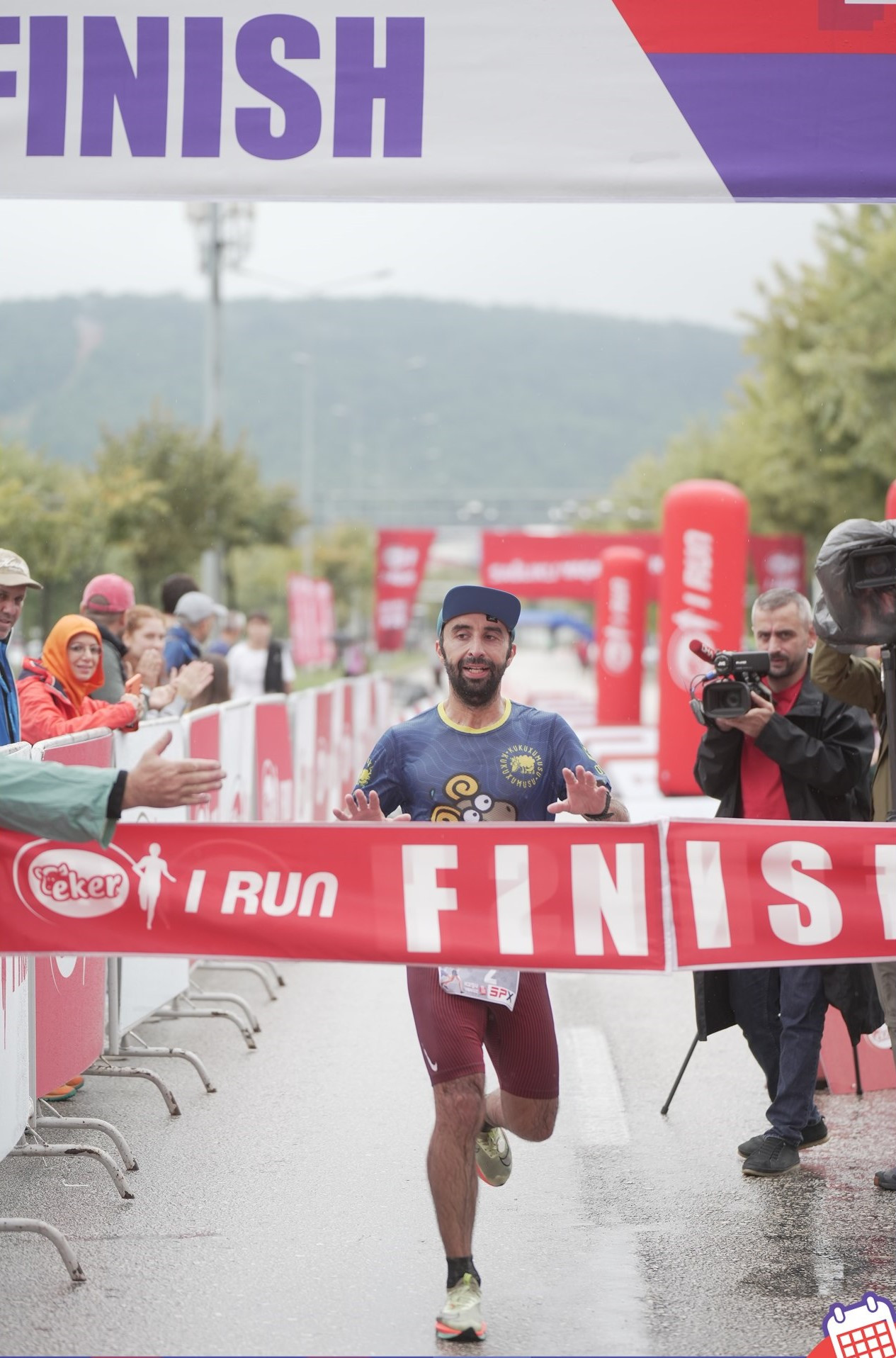 42K maratonunun galibi Oğuzhan Emre Singer Yeniçağ'a konuştu. 10. Eker ...