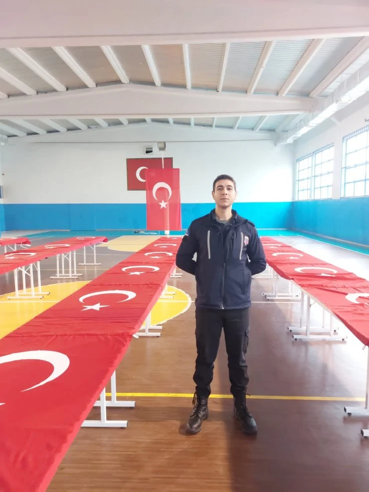iki-kardes-6-subatta-dogdu-dogum-gunlerinde-depremde-oldu-006.webp