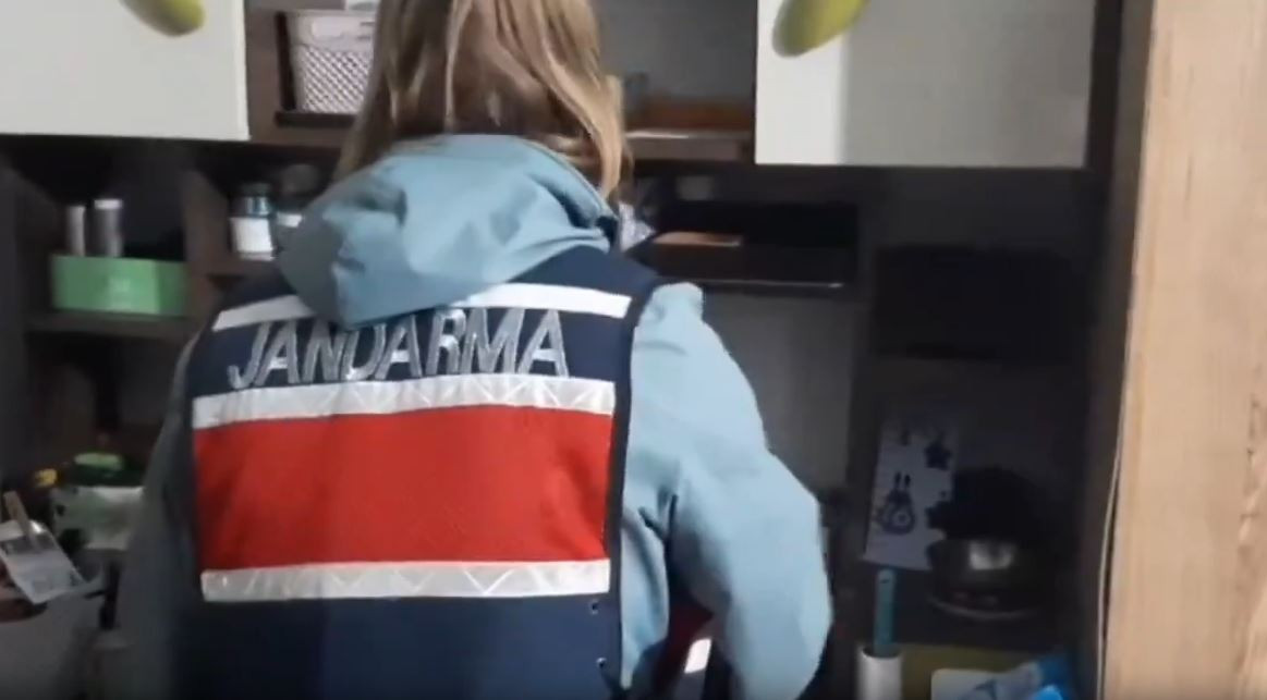 jandarma555566.jpg