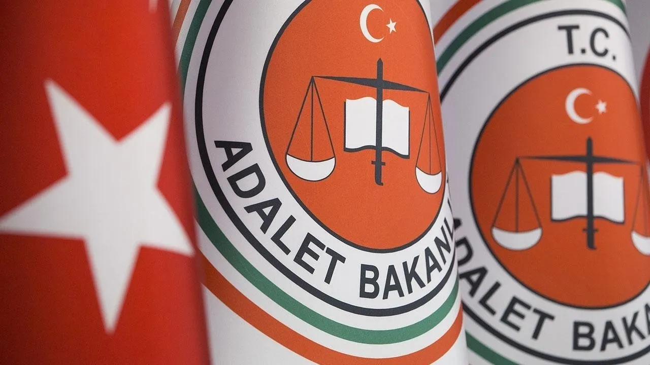 0x0-adalet-bakanligi-personel-alimi-2023-basvuru-ekrani-adalet-bakanligi-18-bin-305-personel-alimi-ne-zaman-basvur-1679905047412.webp