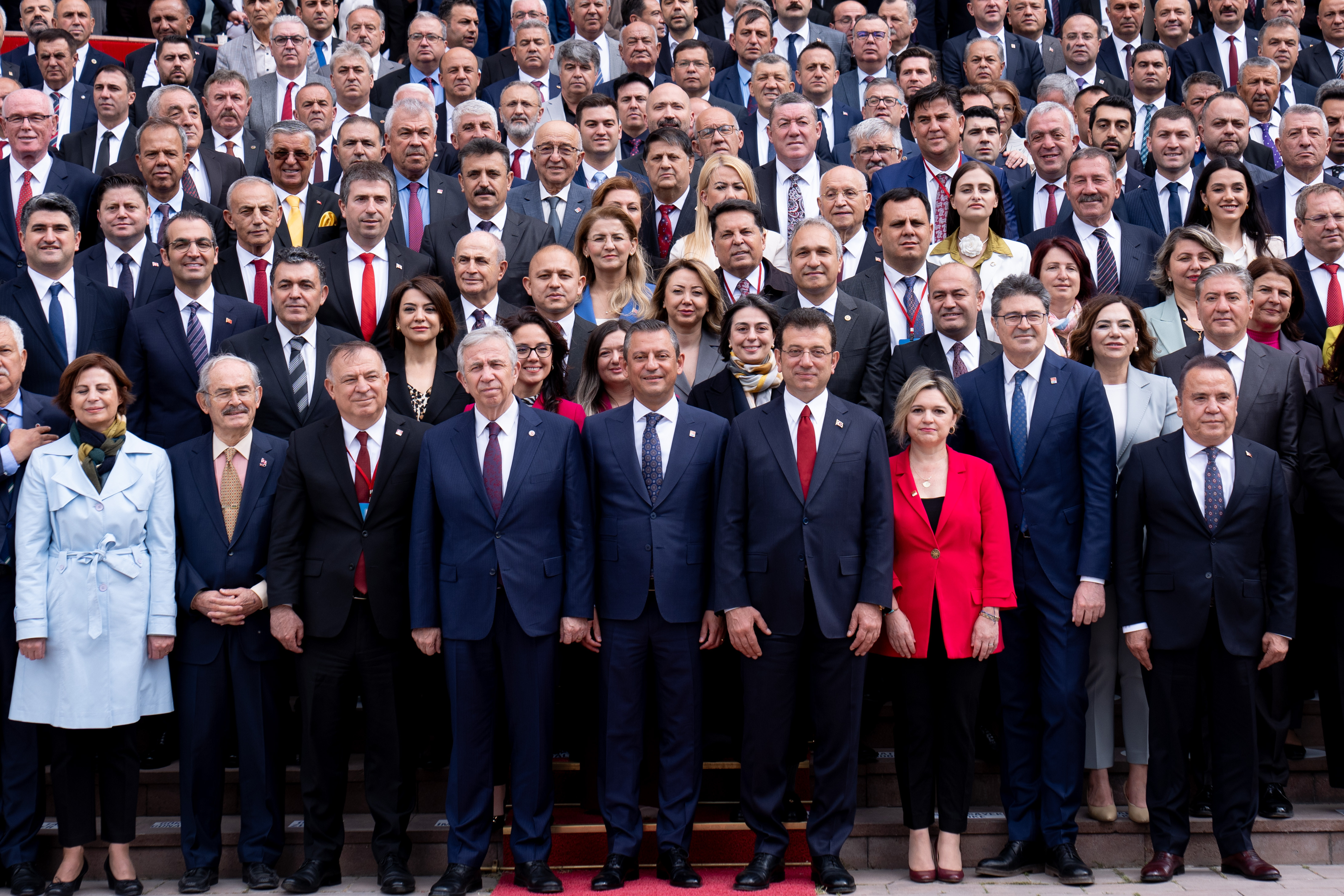 aa-20240420-34321142-34321127-chp-yerel-yonetimler-calistayi.jpg