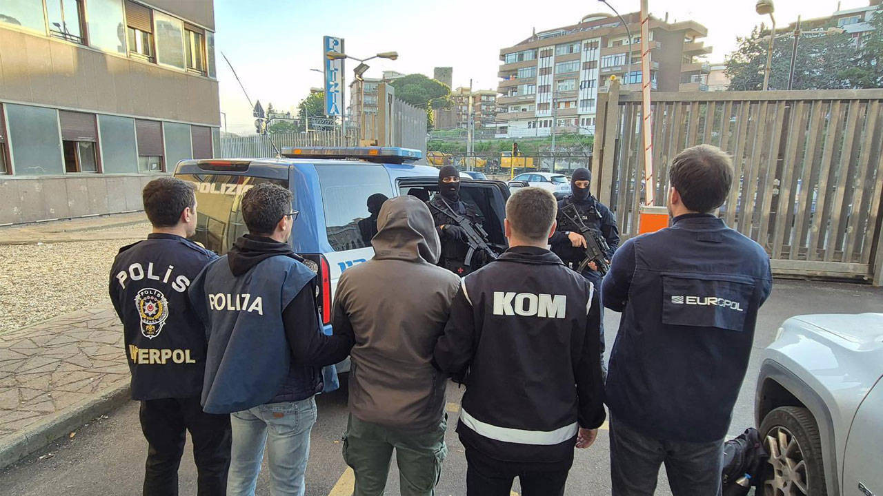 kulis-baris-boyun-turkiye-ye-iade-edilmeyecek.jpg