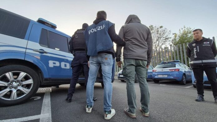 poliz-696x392.jpg