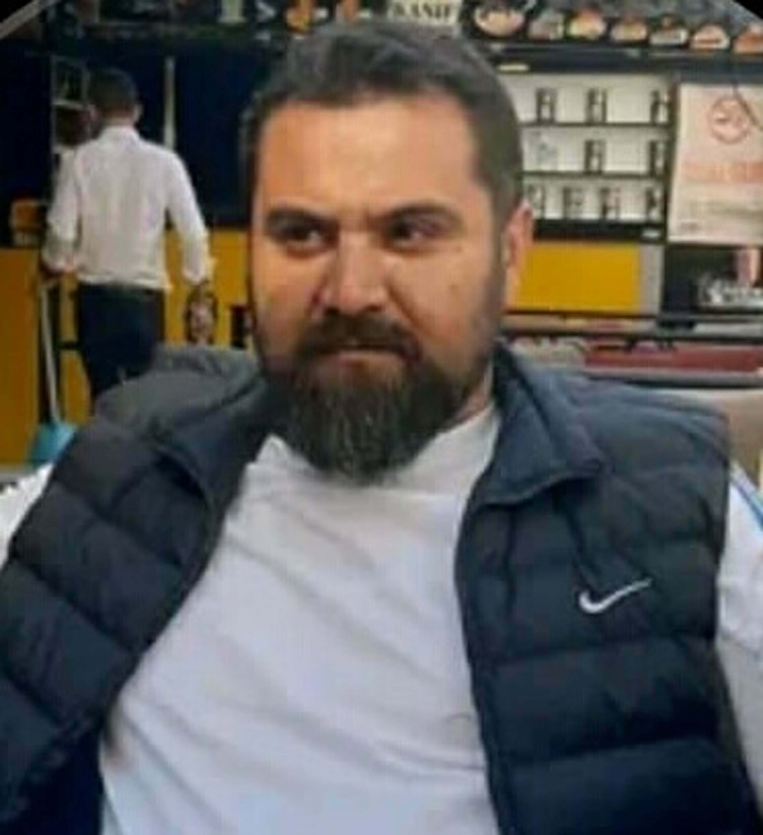 universiteli-kurye-ata-emre-akmanin-katili-25-bicak-darbesini-hatirlamadi-yenicag-22.jpg