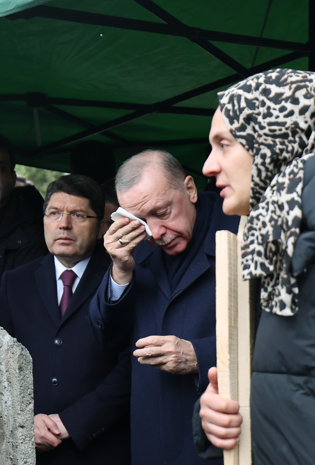 cumhurbaskani-erdogan-otel-yangininda-o-528040-156363.jpg