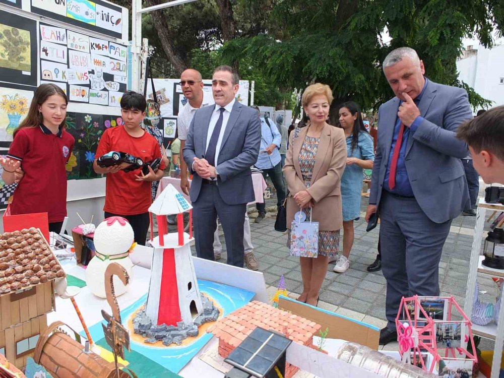 &Ouml;ğrencilerden sanat ş&ouml;leni