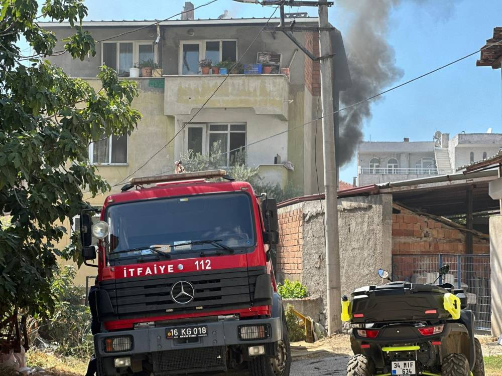 Alevler arasında nefes kesen kurtarma operasyonu