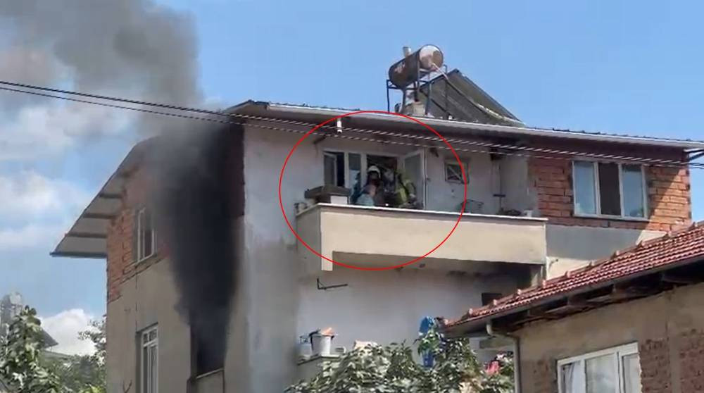 Alevler arasında nefes kesen kurtarma operasyonu