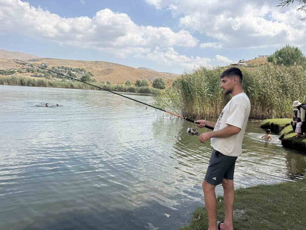 Toros Dağları'nın zirvesinde büyüleyen güzellik