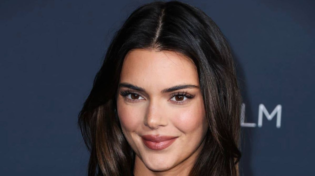 kendall-jenner-podyumlara-veda-ediyor-yeni-tutkusu-ortaya-cikti-yenicag-12.jpg