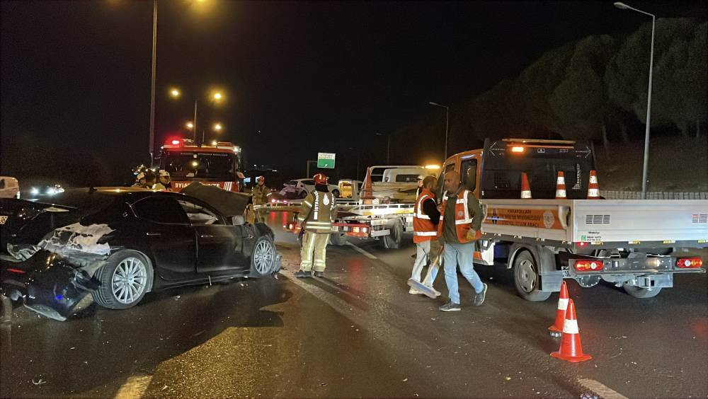 TEM Otoyolu’nda feci kaza! Sürücü aranıyor