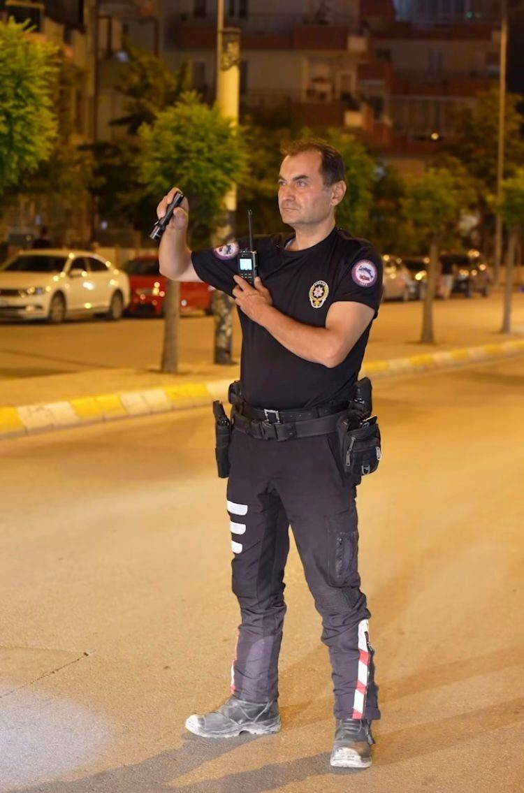 Isparta'da polis ekiplerinden huzur uygulaması!